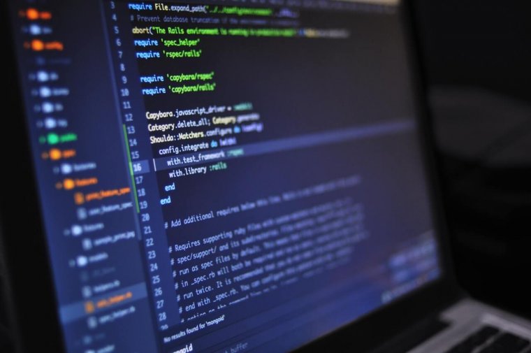 PostgreSQL vs MySQL : Mana yang lebih Baik? | Jagoan Hosting