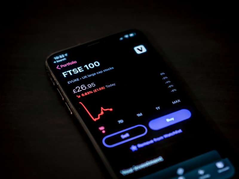 aplikasi trading saham