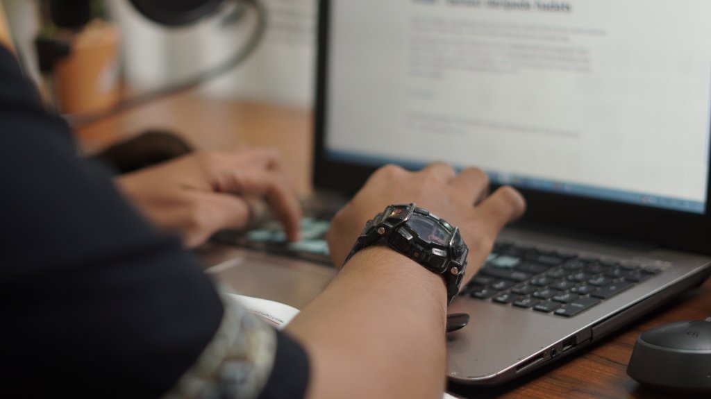 lebih dari satu domain
