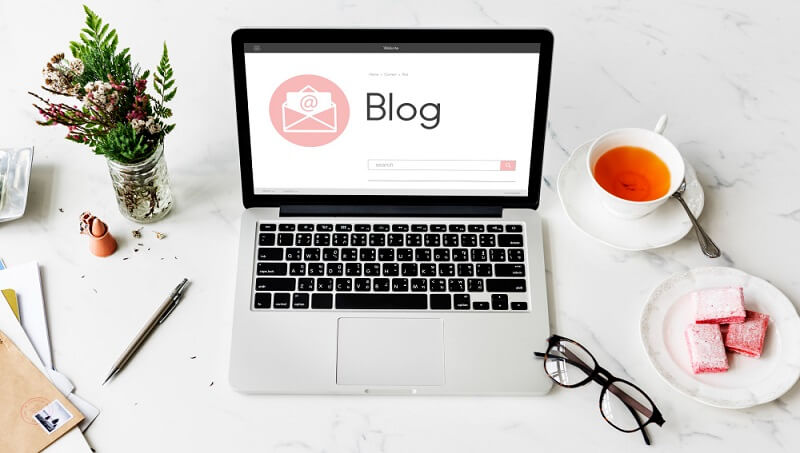 10 Perbedaan Blog dan Website Beserta Contohnya